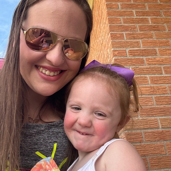 Meet your Posher, Talisha - Picture 4 of 7